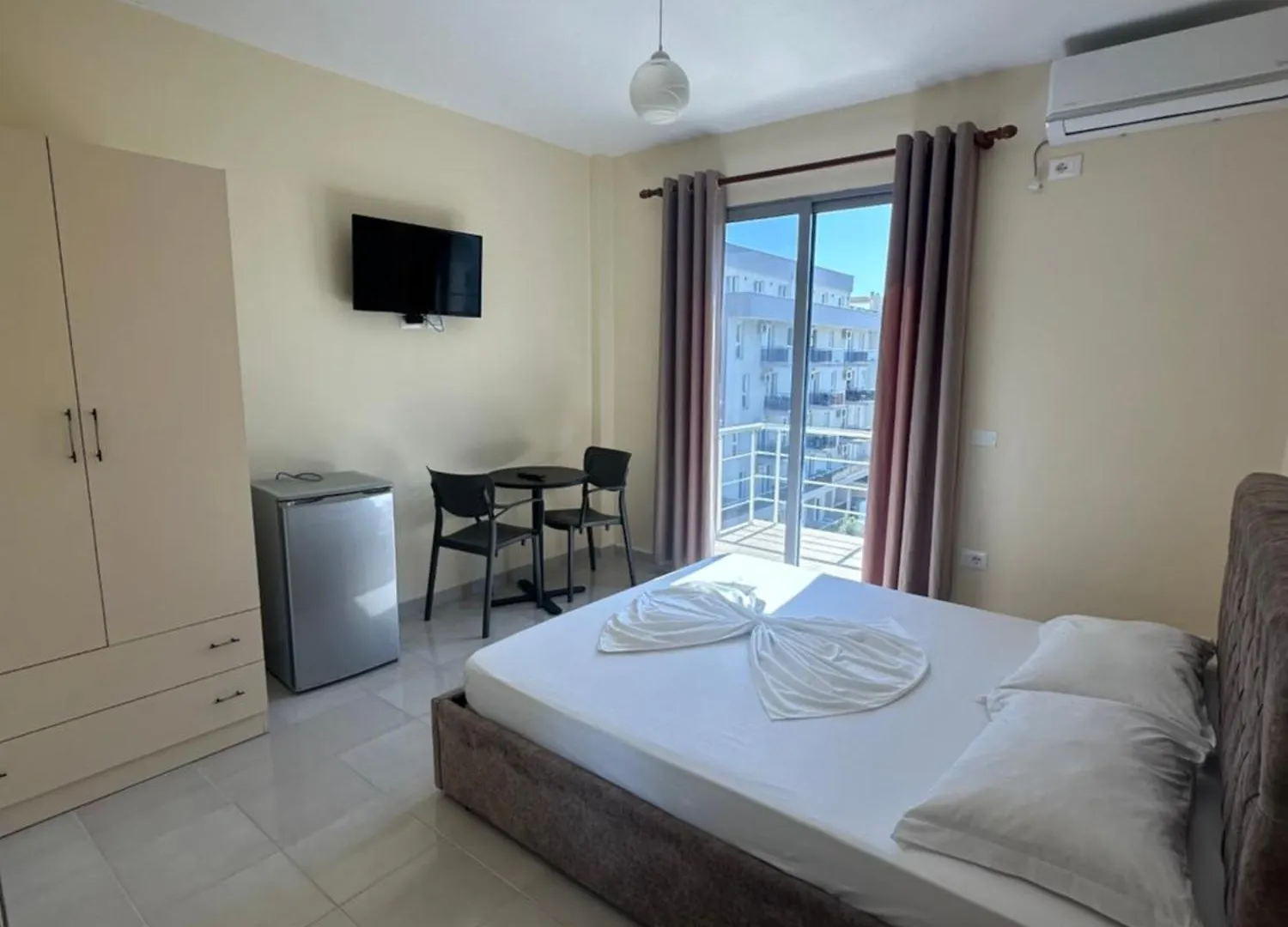 Shëngjin Deor Hotel
